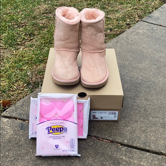blush pink uggs